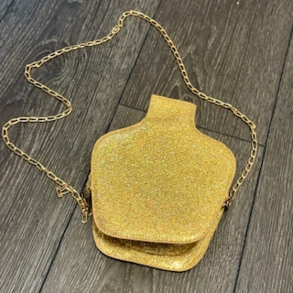 Tequila bottle purse (silver or gold) - Picture 4 of 8